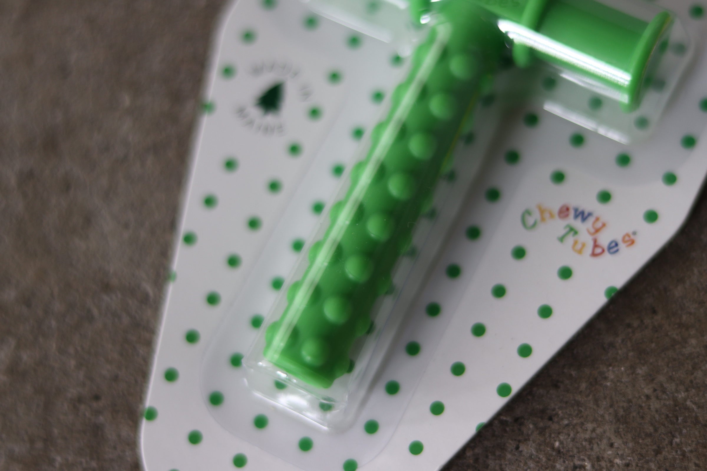(未使用･未開封品)　感覚と口腔運動のためのチューイー・チューブ CHEWY TUBES SUPER CHEW KNOBBY (RED) og8985z Amazon.co.jp: 感覚と口腔運動のためのチューイー・チューブ